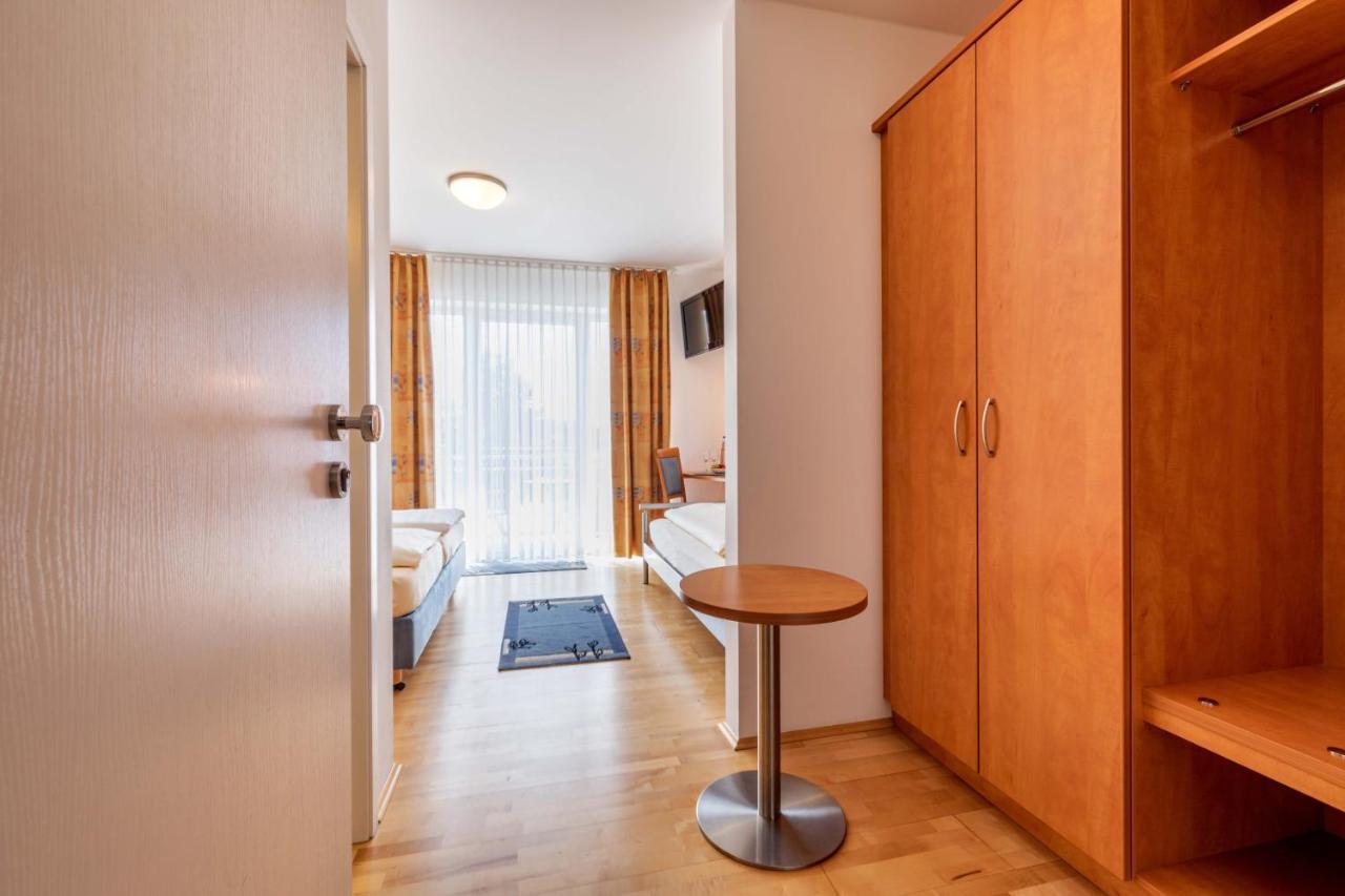 Gasthaus Hotel Ostermeier Attenkirchen Ngoại thất bức ảnh